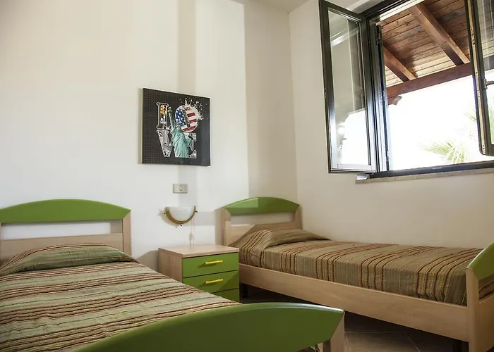 Borgomare * Campofelice di Roccella